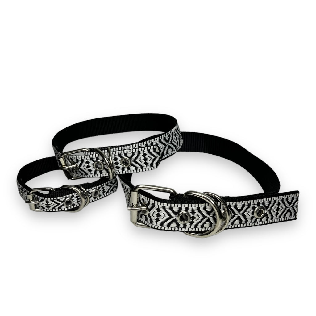 Collar huichol Blanco y Negro