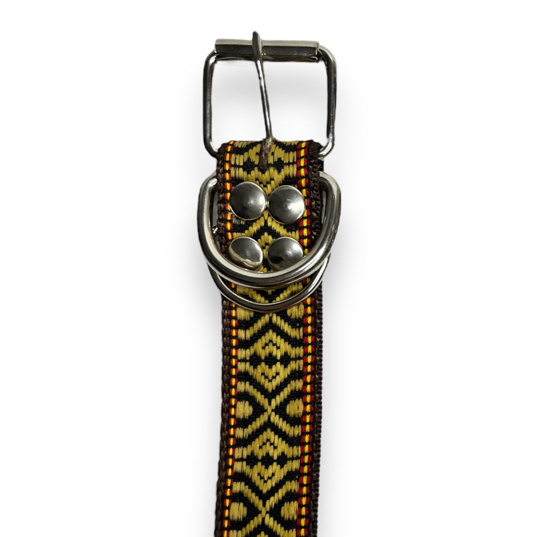 Collar huichol Café