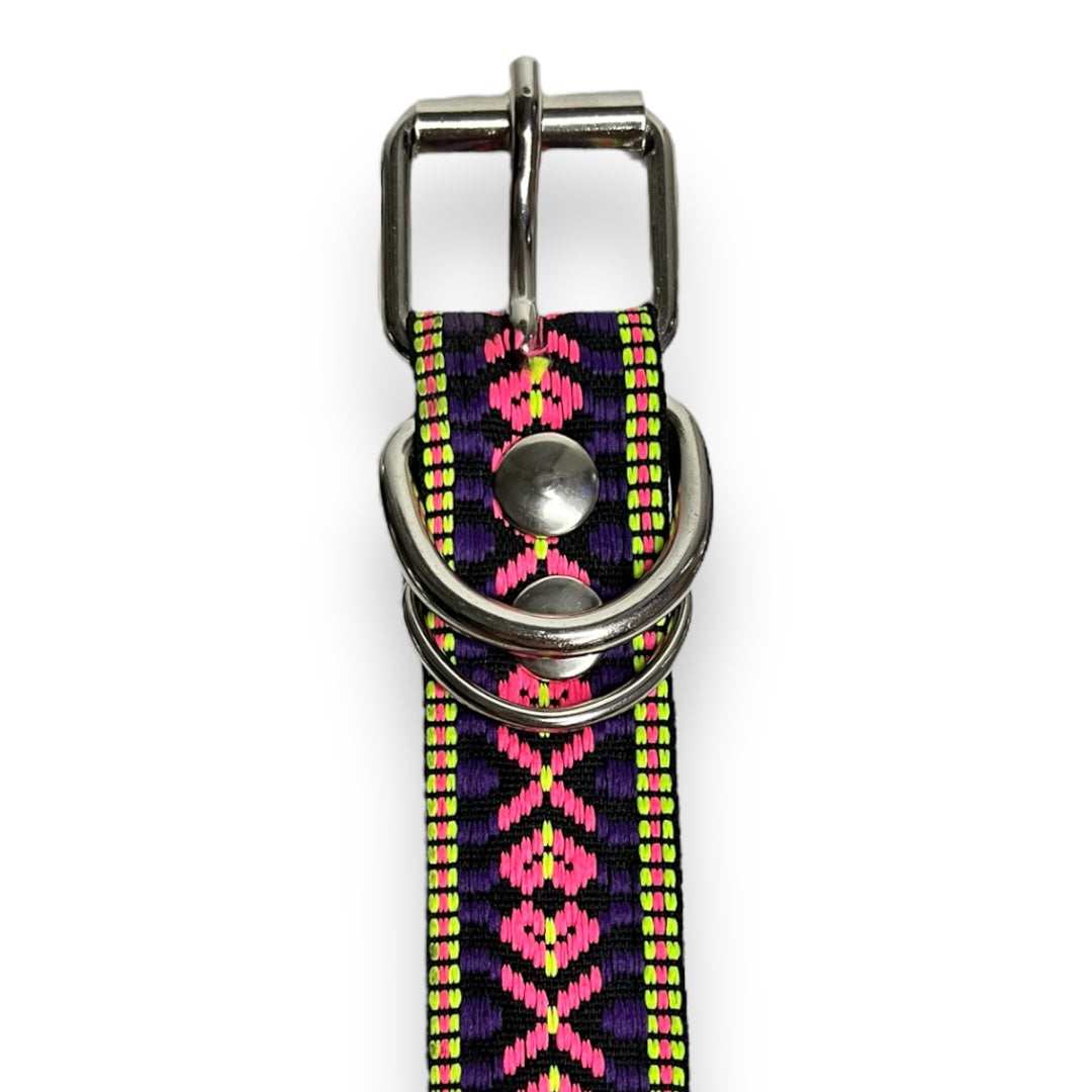 Collar huichol Morado